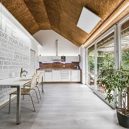 On The - Privacy With An Amazing Atmosphere Apartamento Brno